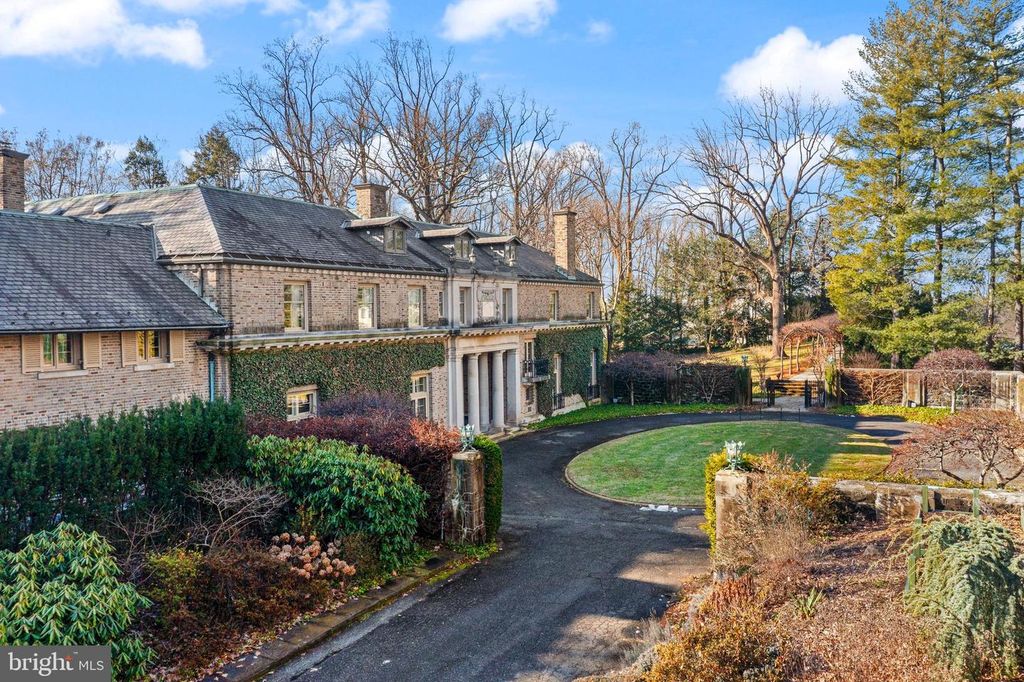 745 NEWTOWN RD, Villanova, PA 19085