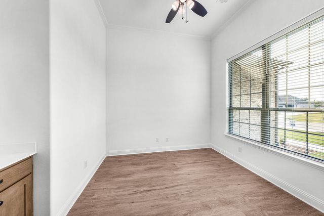 8335 Forest Glade Drive, Greenville, TX 75402