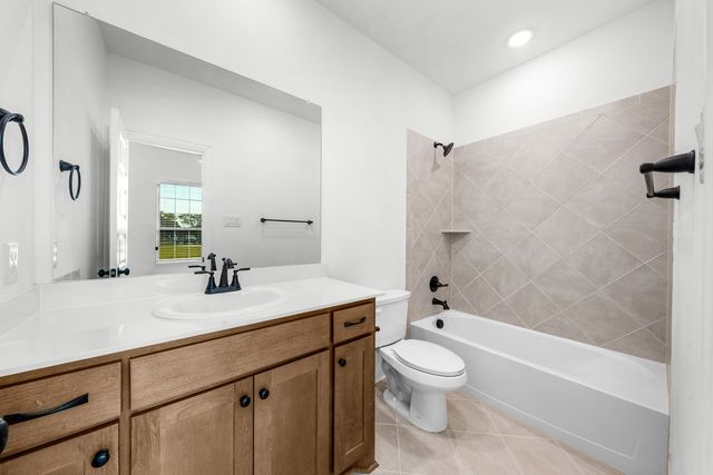 8335 Forest Glade Drive, Greenville, TX 75402