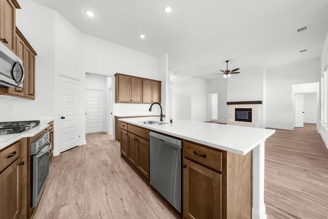 8335 Forest Glade Drive, Greenville, TX 75402