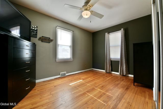 30 Forest Drive, Colonie, NY 12205