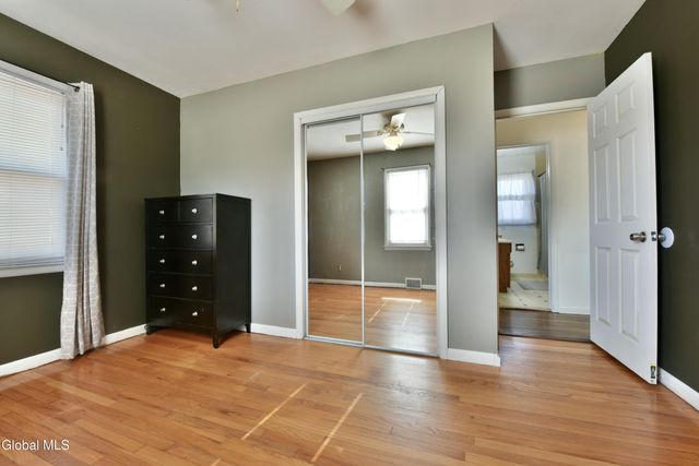 30 Forest Drive, Colonie, NY 12205