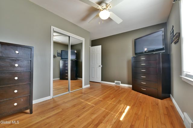 30 Forest Drive, Colonie, NY 12205