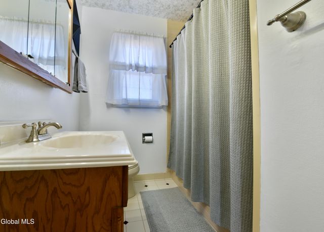 30 Forest Drive, Colonie, NY 12205