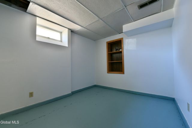 30 Forest Drive, Colonie, NY 12205