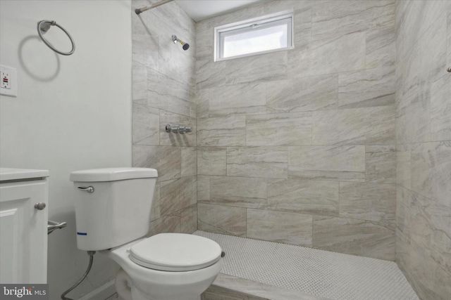 2039 E CLEARFIELD ST, Philadelphia, PA 19134