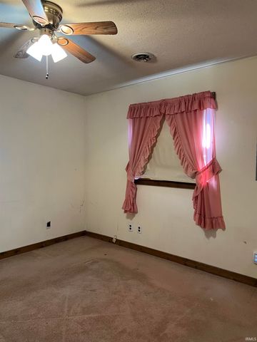 324 W GRISSOM Avenue, Mitchell, IN 47446