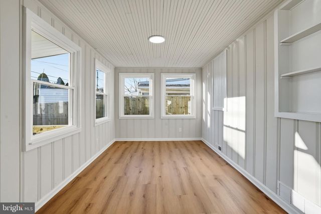 8233 LONGPOINT RD, Baltimore, MD 21222