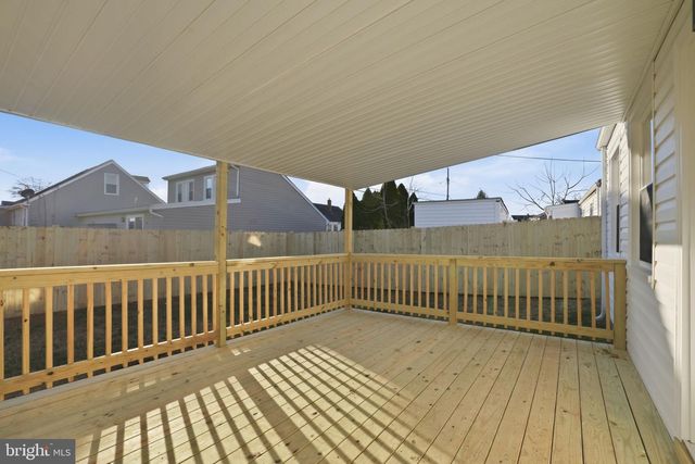 8233 LONGPOINT RD, Baltimore, MD 21222