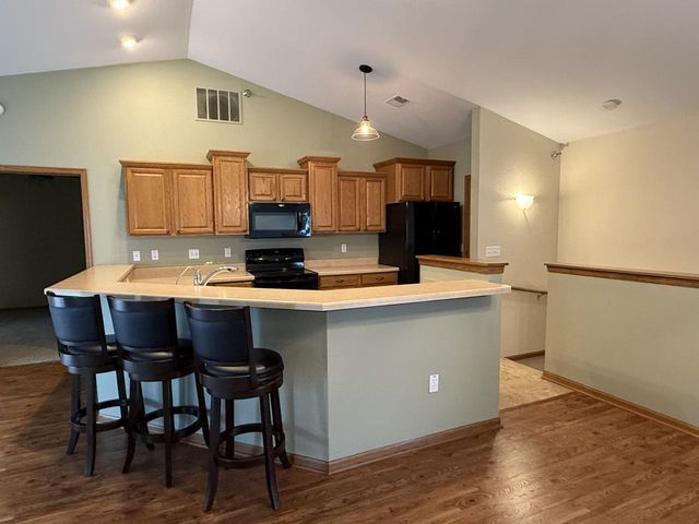 9245 S 54th STREET, Franklin, WI 53132