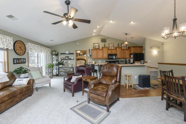 9245 S 54th STREET, Franklin, WI 53132