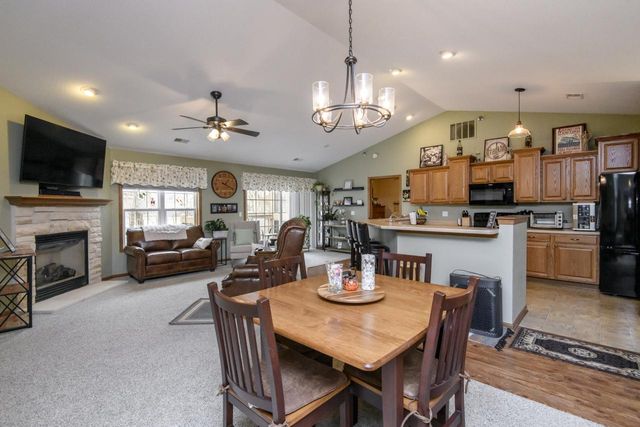 9245 S 54th STREET, Franklin, WI 53132