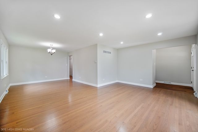 4228 Applewood Lane, Matteson, IL 60443