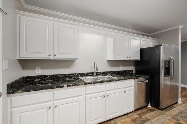 107 Forrest Dr, Petal, MS 39465