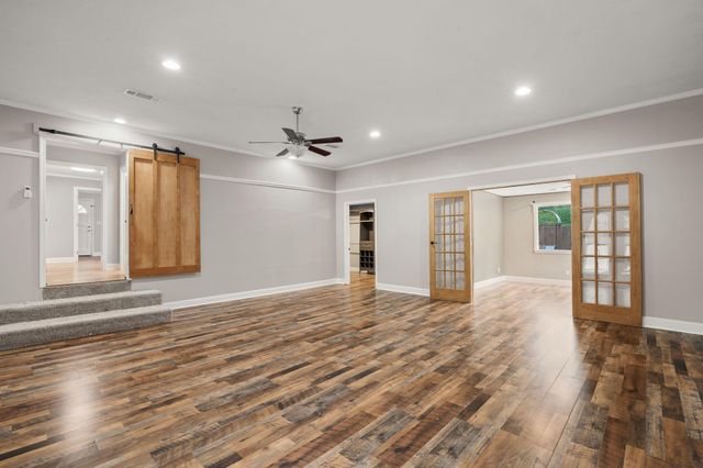 107 Forrest Dr, Petal, MS 39465