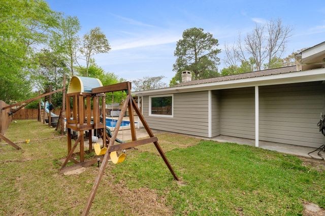 107 Forrest Dr, Petal, MS 39465