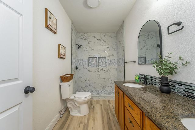 1106 N Grove Ave, Wichita, KS 67214