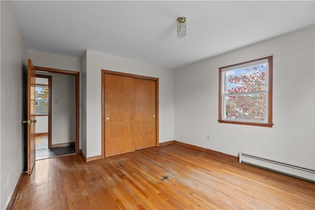 75 Montgomery Street, Tiverton, RI 02878