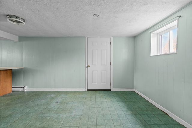 75 Montgomery Street, Tiverton, RI 02878