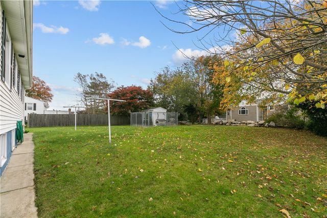 75 Montgomery Street, Tiverton, RI 02878