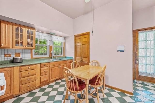 256 N Raynor Avenue, Joliet, IL 60435