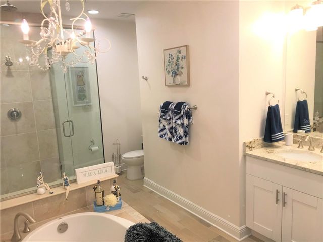 7740 34TH AVENUE W 203, Bradenton, FL 34209