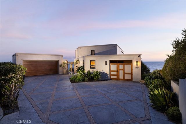 1901 Ocean Way, Laguna Beach, CA 92651