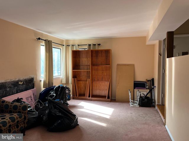 18457 STONE HOLLOW DR, Germantown, MD 20874