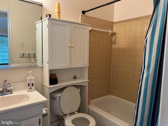 18457 STONE HOLLOW DR, Germantown, MD 20874