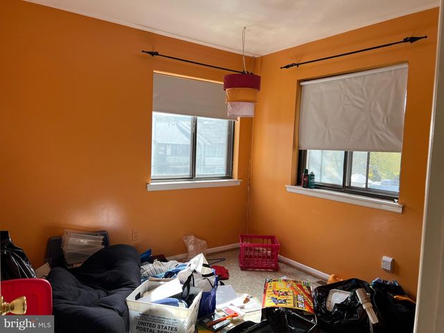 18457 STONE HOLLOW DR, Germantown, MD 20874