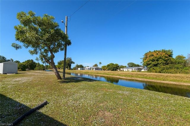 1458 Alwynne DR N, Lehigh Acres, FL 33936