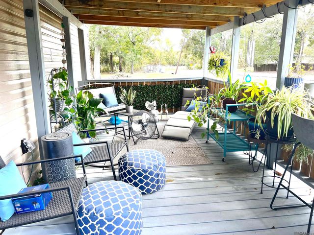 11710 Parkland Dr, Port Allen, LA 70767