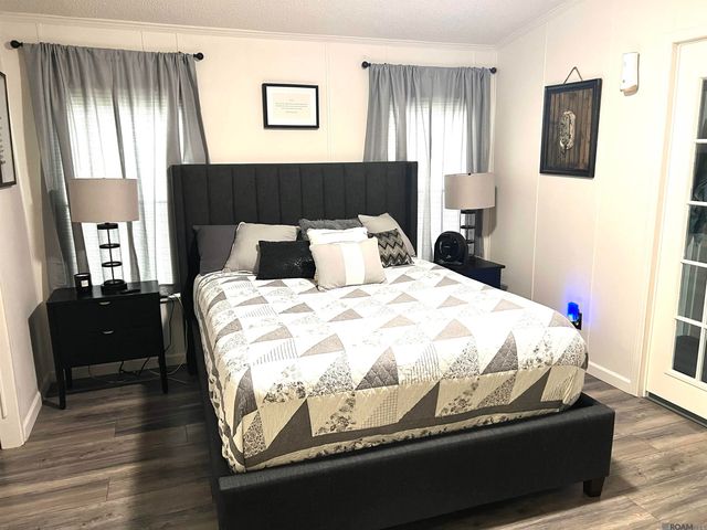 11710 Parkland Dr, Port Allen, LA 70767