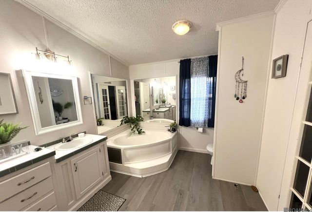 11710 Parkland Dr, Port Allen, LA 70767