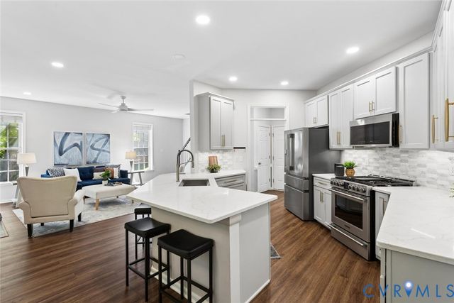 11106 Jimmy Ridge Dr, Chesterfield, VA 23236