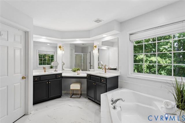 11106 Jimmy Ridge Dr, Chesterfield, VA 23236
