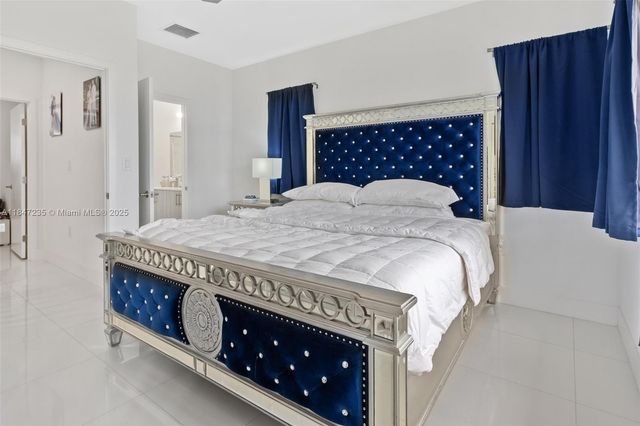 1171 NW 2nd Ter, Florida City, FL 33034