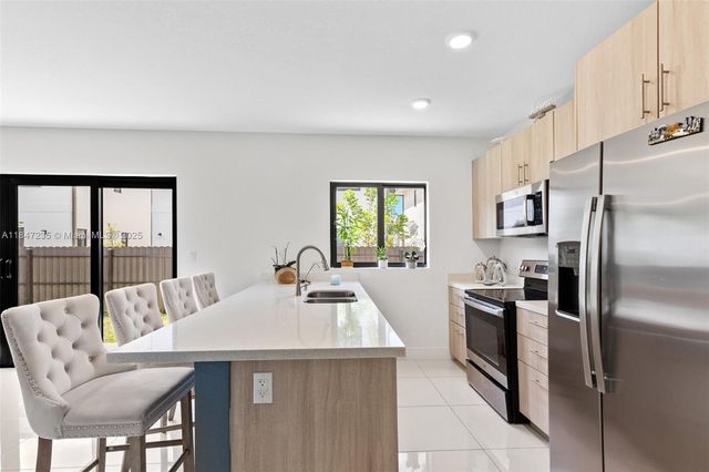 1171 NW 2nd Ter, Florida City, FL 33034