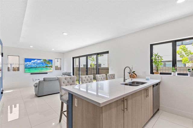 1171 NW 2nd Ter, Florida City, FL 33034