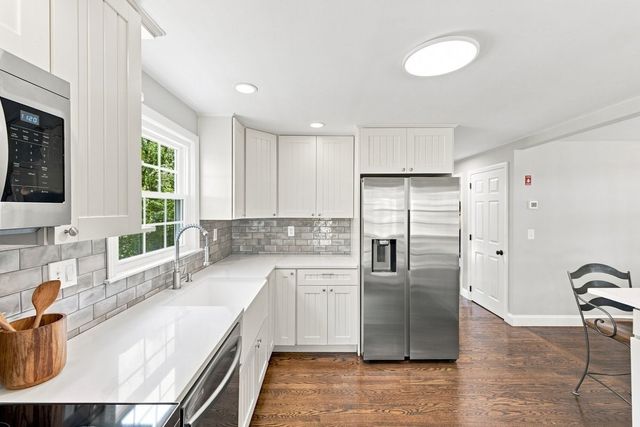 212 Pleasant, Millis, MA 02054