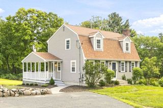 212 Pleasant, Millis, MA 02054