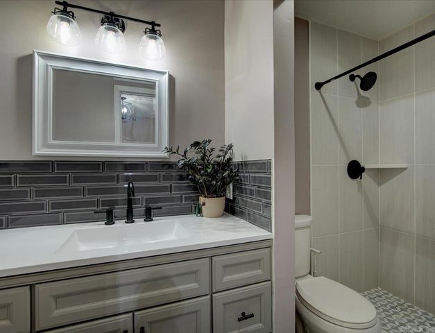 127 Carnation Place, Hot Springs, AR 71913