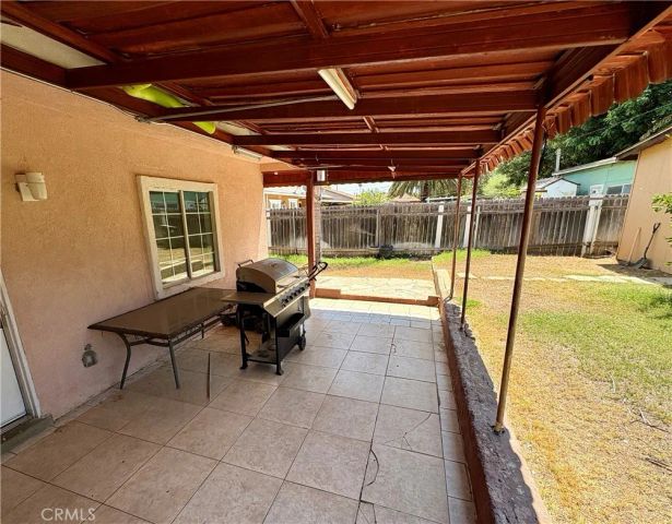 5580 Noble Street, Riverside, CA 92503