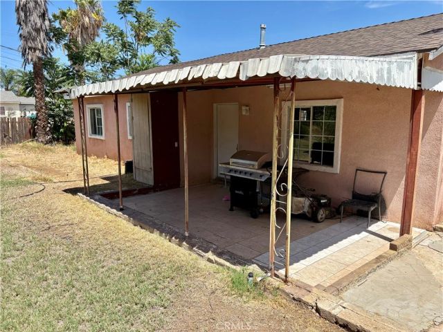 5580 Noble Street, Riverside, CA 92503