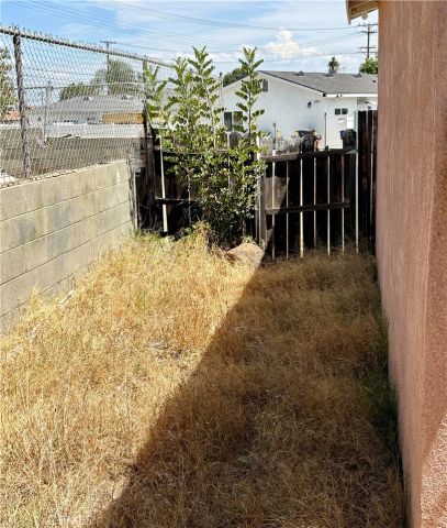 5580 Noble Street, Riverside, CA 92503