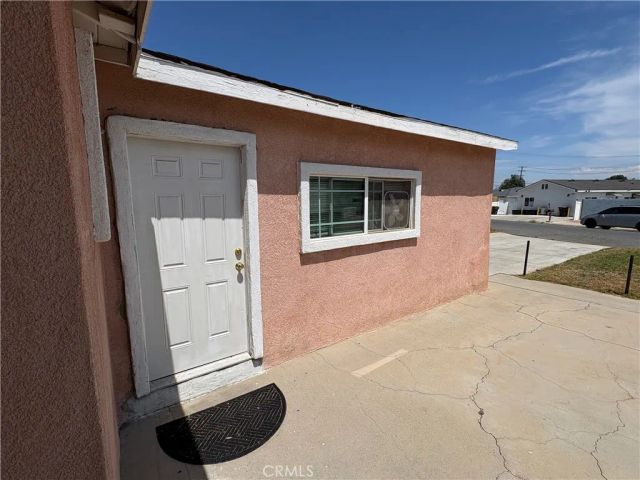 5580 Noble Street, Riverside, CA 92503