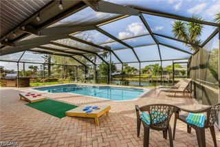 201 SE 28th TER, Cape Coral, FL 33904