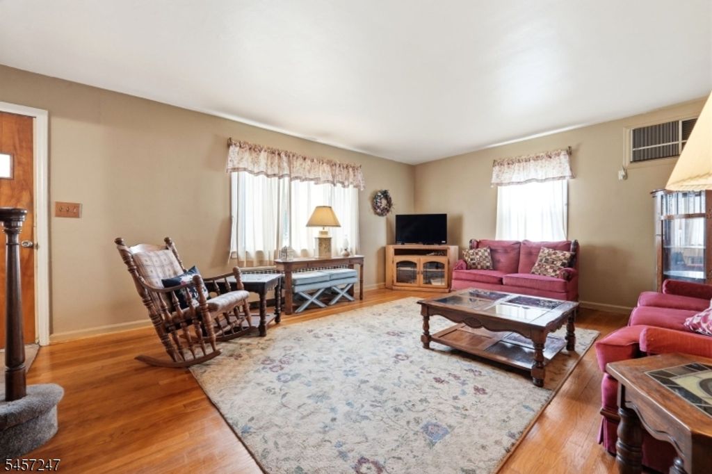 10 Glendale St, Nutley Twp., NJ 07110 — photo 2