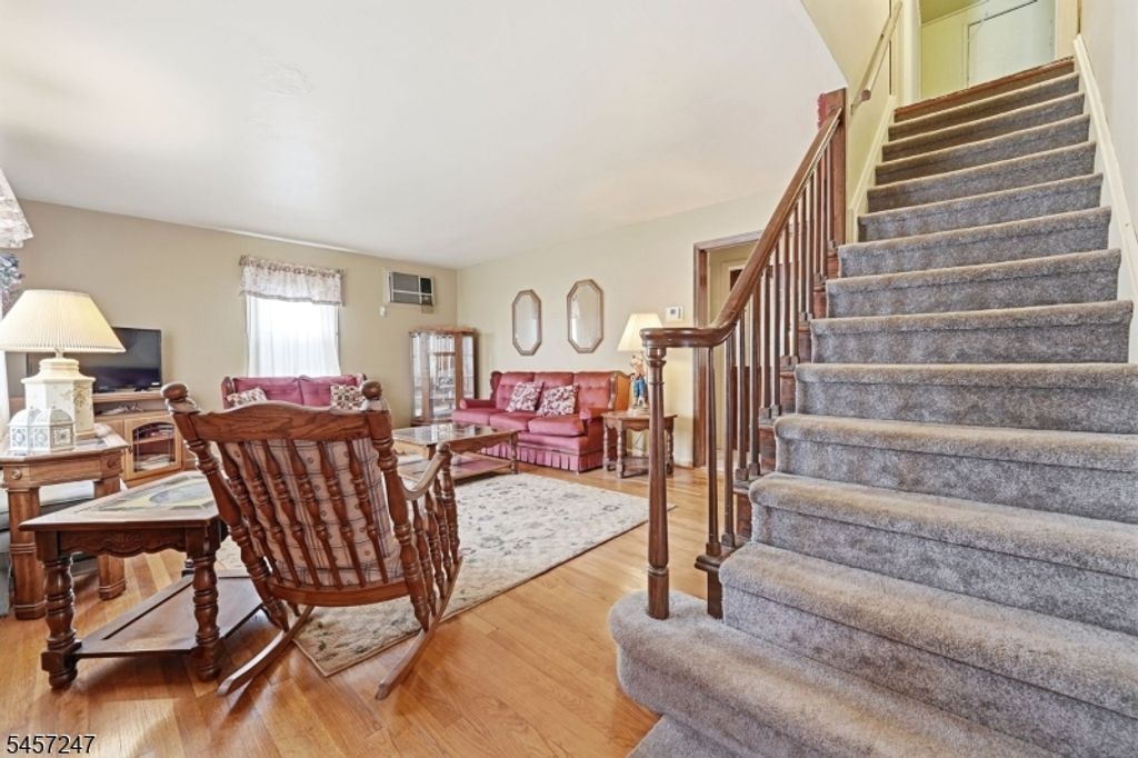 10 Glendale St, Nutley Twp., NJ 07110 — photo 3