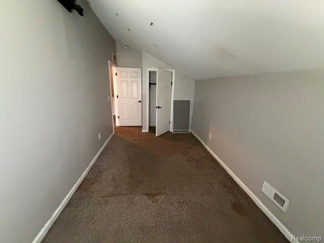 9900 Dartmouth Road, Clarkston, MI 48348